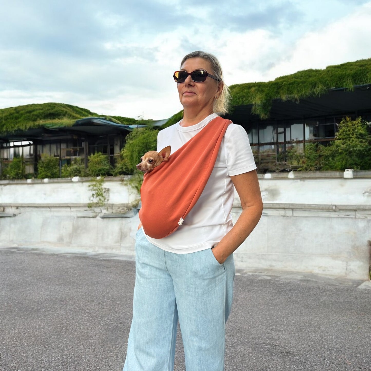 Lightweight Pet Sling – Orange - 2–11 lbs / 1–5 kg (Spring/Summer)