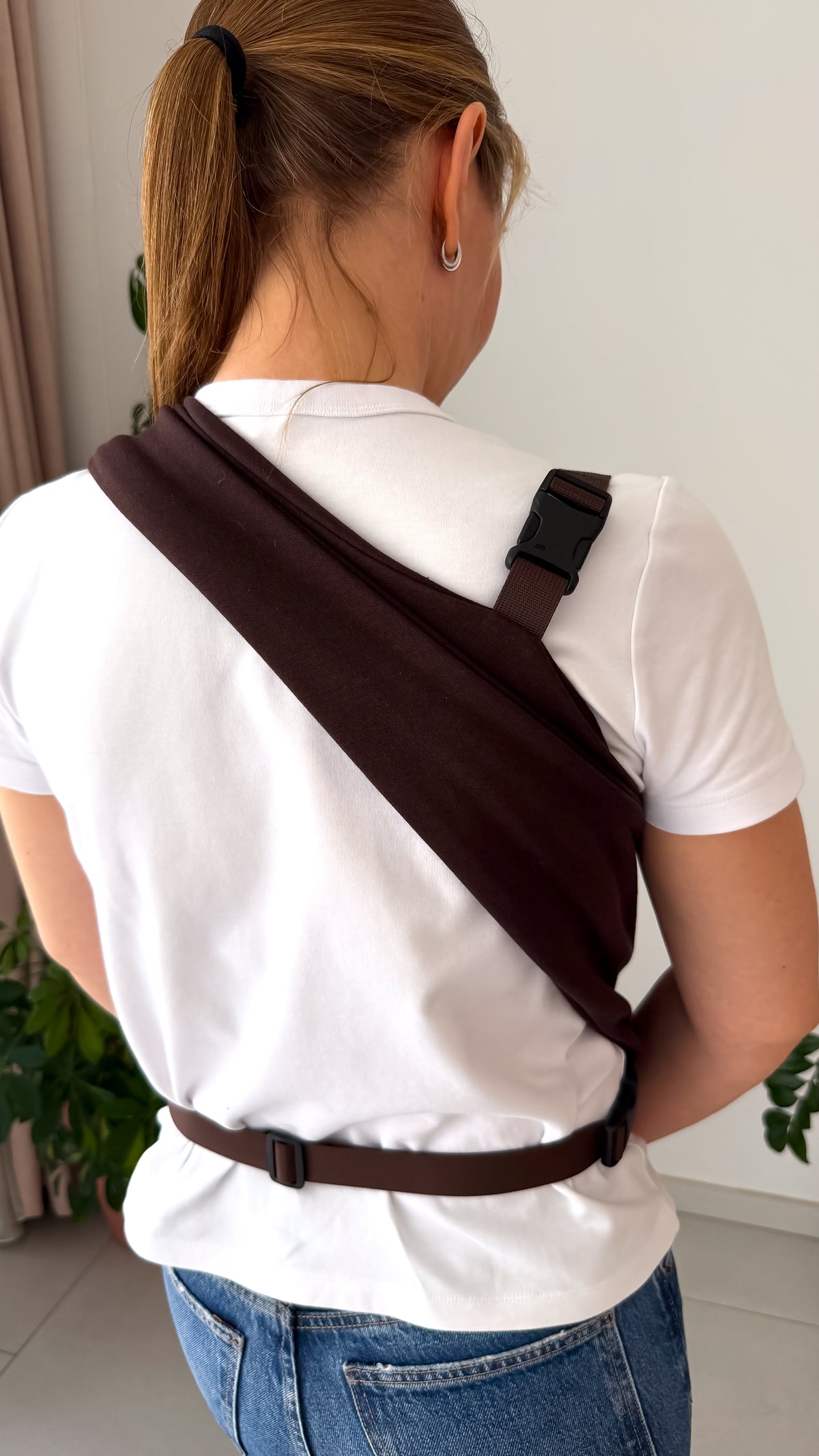 Chocolate Dual-Shoulder Sling