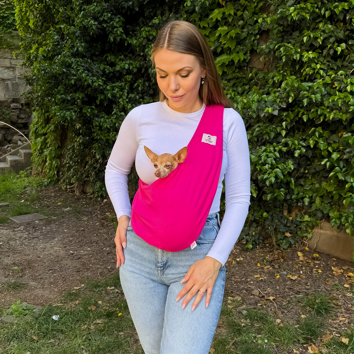 lightweight-dog-sling-travel.jpg
